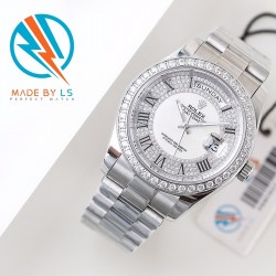 Pk精品   原版复刻 劳力士Rolex星期日历型系列全自动机械男表腕表18K金电镀镶钻腕表，采用进口南非水晶钻，人工镶嵌四爪稳固永不掉钻、尺寸41mm，厚度11毫米，原装进口机芯、性能稳定零返修，蓝宝石玻璃镜面，蓝宝石镜面6⃣️字位logo标志✅请认准品质✅316L精钢材质.做工精致.质量保证！
