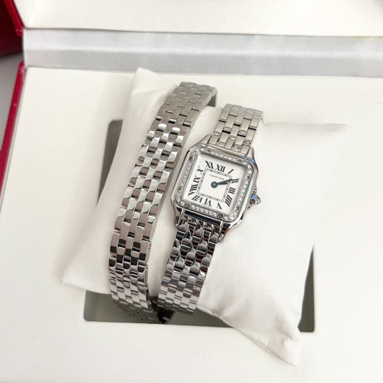 Panthre de Cartier / double chain Width 22mm.Length 30mm. Chain length 44cm卡地亚猎豹系列腕表/双圈表链宽度22mm 长度30mm 链条长度44cm瑞士进口石英机芯,316L精钢表壳表链。蓝晶石表冠,蓝宝石镜面,淬火钢蓝指针,双圈环绕链条,便捷珠宝扣。 Panthre de Cartier / double chain Width 22mm.Length 30mm. Chain length 44cm卡地亚猎豹系列腕表/双圈表链宽度22mm 长度30mm 链条长度44cm瑞士进口石英机芯,316L精钢表壳表链。蓝晶石表冠,蓝宝石镜面,淬火钢蓝指针,双圈环绕链条,便捷珠宝扣。