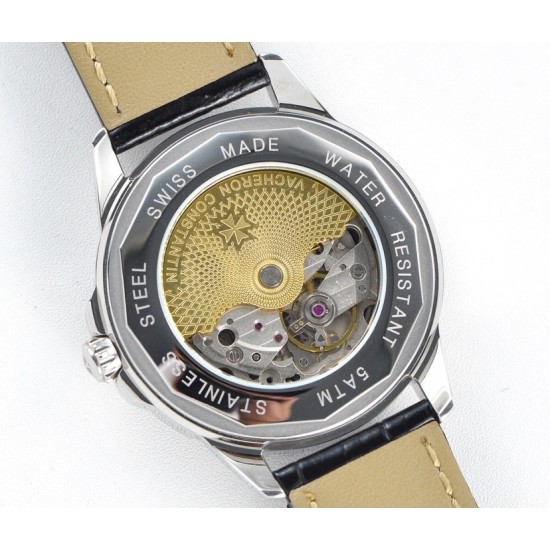 【 VACHERON CONSTANTIN 】江诗丹顿 贵族的艺术品!搭配进口机芯(0返修)台湾厂进口316精钢塑造!字面采用3D油压鱼鳞纹技术,立体感十足,搭配意大利进口小牛皮!耗时6个月打造壳身 堪称完美无缺,尺寸41mm。耐磨防刮蓝宝石双卜玻璃!超强防水50米!江诗丹顿历经风雨一直以来都是销量冠军,独特而奢华的设计风格广受好评,是成功魅力人士的首选,怒荐! 【 VACHERON CONSTANTIN 】江诗丹顿 贵族的艺术品!搭配进口机芯(0返修)台湾厂进口316精钢塑造!字面采用3D油压鱼鳞纹技术,立体感十足,搭配意大利进口小牛皮!耗时6个月打造壳身 堪称完美无缺,尺寸41mm。耐磨防刮蓝宝石双卜玻璃!超强防水50米!江诗丹顿历经风雨一直以来都是销量冠军,独特而奢华的设计风格广受好评,是成功魅力人士的首选,怒荐!
