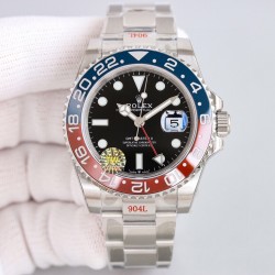 ROLEX 劳力士 GMT格林尼治 采用专柜机芯3285一体机芯蓝游丝和原版同样通过调试时针快跳调整日历的功能瞬跳，和原版一样的GMT双时区表针在底部时针上面的第二层，由下到上的顺序为：时针-双时区针-分钟-秒钟。[666][666]本次可乐/国米圈可以说是95%以上的相似度/在各个角度均有这个95%水准。后续有详细颜色对比。本次圈口为独立开发，区别于市面上的任何版本。[强]表盘/指针/玻璃/表壳就不再一一赘述，原装一比一开模制作，保持大厂工艺水准。