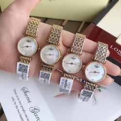 浪琴 Longines 超薄系列，小清新 简约大方，品质精湛，采用原装石英机芯，顶级316精钢表壳，散珠带精钢实钢材料、玫瑰金，间玫瑰金，黄金，间黄金4色可选。28mm