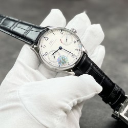颜值第一！客户定制的加长美洲鳄鱼皮！IWC 葡7 V5版 最新机芯、万国IWC－葡萄牙系列 七日链 葡七 自动机械机芯 独立小秒针 真动能指示 蓝宝石玻璃 42mm！zf厂出品，出货实拍