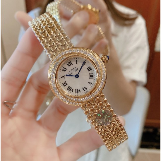 卡家时光流转系列经典中古表 真香警告⚠️Cartier小旋风 最热门的Vintage✔️小旋风的外壳,三圈圆圈绻缱交缠,演绎人生真挚情感。精致闪耀,华丽璀璨,,美到炸裂直径32mm,原装瑞士机芯,蓝宝石防刮镜面,有镀白金款和镀黄金,镀玫瑰金材质(白金为真白金材质,玫瑰金和黄金均为唛金电镀),美不胜收‼️女神必备中古腕表,韵味十足,上手超级奈斯 卡家时光流转系列经典中古表 真香警告⚠️Cartier小旋风 最热门的Vintage✔️小旋风的外壳,三圈圆圈绻缱交缠,演绎人生真挚情感。精致闪耀,华丽璀璨,,美到炸裂直径32mm,原装瑞士机芯,蓝宝石防刮镜面,有镀白金款和镀黄金,镀玫瑰金材质(白金为真白金材质,玫瑰金和黄金均为唛金电镀),美不胜收‼️女神必备中古腕表,韵味十足,上手超级奈斯