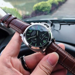 品牌：沛纳海--PANERAI  PAM00090 类型：男士顶级腕表 机芯：全自动机械机芯 表壳：316L精钢表壳 镜面：矿物强化玻璃 皮带：进口真牛皮表带 三杰卓越非凡 尽显男士魅力尺寸：直径44mm 厚度16mm。SJ为你精心打造超真实实物图拍摄 让你超真实实物图体验