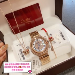 新年特惠送福饰品CARTIER卡卡 ，蓝气球奢华系列，自然光实拍，超美摒弃了现代盛行的繁复华丽的修饰，以经典又潮流的元素重新诠释唯美，高贵气质尽显无漏！打造独家高超品质.11色牛皮表带可选，原装折叠表扣，尺寸：36mm 新年特惠 先到先得