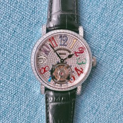 实拍 新品上市 法兰克穆勒 FRANCK MULLER  完美无瑕的设计，FM陀飞轮腕表震撼上市。腕表采用镂空式布局设计。机芯全貌一目了然，将复杂和神秘的陀飞轮装置完美显现。【重点介绍】采用精准稳定的海鸥陀飞轮手动机芯。丰满的机械感，。不仅将陀飞轮的机械美体现恰当，更是将她的神秘一览无遗的完美展示。【精彩细节】360度无死角镜面抛光，完美表达陀飞轮腕表高端大方的气质。意大利小牛皮表带，材质柔软，佩戴透气舒适，完美还原正品感觉。TW出品FM---GIGA陀飞轮，给您带来不一样的奢华体验！