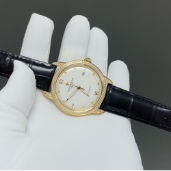 百达翡丽-PATEK PHILIPPE-火热新款式，新款锅盖，耗时长达8个月！超薄男士自动机械腕表，采用进口原装9015机芯，每小时振频28800次，零返修质量，直径40mm原装尺寸，超薄工艺8mm，锅盖玻璃材质！超强防水50米！专柜同款，一比一复刻！带上他锋芒尽显，气派不凡！耀眼光辉，永恒尊贵。⚠️请认准专业独家品质！欢迎转载