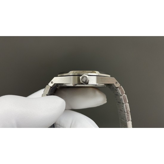 今日推荐爱彼皇家橡树 15500白壳灰面 41mm 3120 机 顶级品质 出货实拍✈️‏‍   ﻿ ﻿