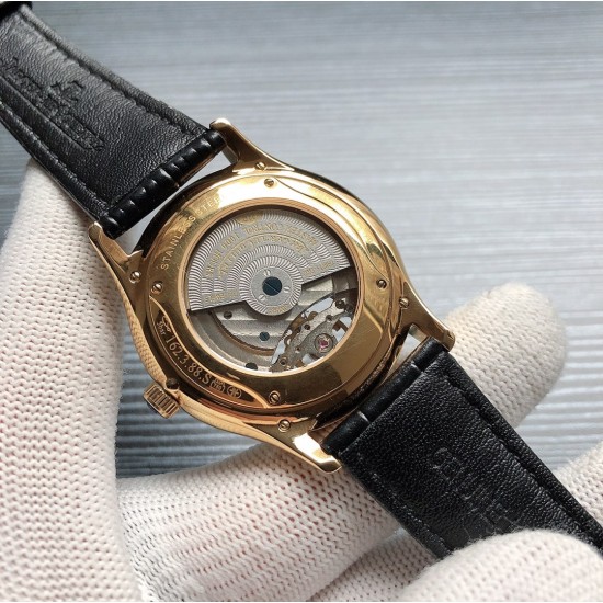 实物拍摄品牌:积家-Jaeger-LeCoultre A26 类型:男士腕表表壳:316精钢(做工上乘)表带:进口小牛皮/316精钢(两种可选) 机芯:高级定制全自动机械机芯(走时稳定)材料:高级强化镀膜镜面 尺寸:直径41mm,厚度12mm 三杰精致推荐男士机械腕表 SJ为你精心打造超真实实物图拍摄 实物拍摄品牌:积家-Jaeger-LeCoultre A26 类型:男士腕表表壳:316精钢(做工上乘)表带:进口小牛皮/316精钢(两种可选) 机芯:高级定制全自动机械机芯(走时稳定)材料:高级强化镀膜镜面 尺寸:直径41mm,厚度12mm 三杰精致推荐男士机械腕表 SJ为你精心打造超真实实物图拍摄