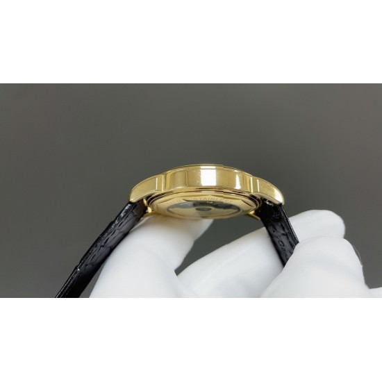 IWC万国最新力作最高版本万国波涛菲诺多功能高级自动腕表!9100多功能进口机械机芯!整表壳CNC精磨工艺,与原装工艺效果如出一辙,整体字面质感更佳!在订制机芯的加持下,尺寸41*10mm,优雅的贵族气息结合无与伦比的视觉享受,神秘雅致,精湛非凡,采用顶级意大利小皮材质表带,质地柔软细腻,手工缝制的丝线,纹路清晰,均匀规整,大方富有档次。⚠️请认准独家品质 IWC万国最新力作最高版本万国波涛菲诺多功能高级自动腕表!9100多功能进口机械机芯!整表壳CNC精磨工艺,与原装工艺效果如出一辙,整体字面质感更佳!在订制机芯的加持下,尺寸41*10mm,优雅的贵族气息结合无与伦比的视觉享受,神秘雅致,精湛非凡,采用顶级意大利小皮材质表带,质地柔软细腻,手工缝制的丝线,纹路清晰,均匀规整,大方富有档次。⚠️请认准独家品质