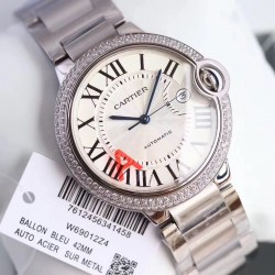 卡地亚 「 Cartier 」原装1：1复刻 、凸面弧形表壳，扭索雕纹表盘，剑形指针，在卡地亚制表世界中，Ballon Bleu 蓝气球腕表以风格细腻，格调高雅著称。