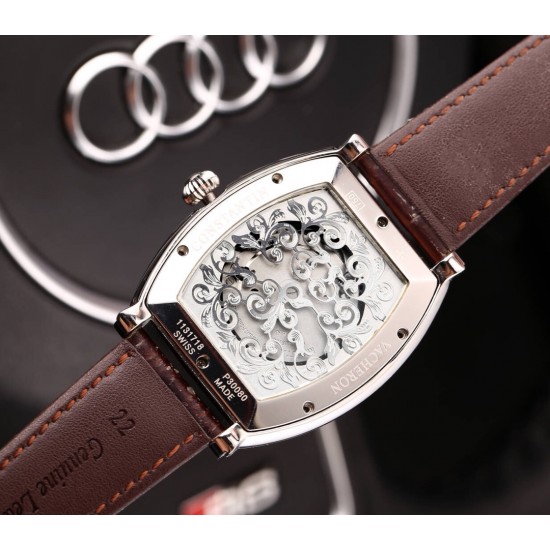 实物拍摄品牌：江诗丹顿 -Vacheron Constantin 酒桶型类型：[酷]男士腕表表壳：316精钢（做工优质）表带：进口小牛皮/316精钢（两种可选）机芯：原装进口8215全自动机械机芯（走时稳定）玻璃：高级强化镀膜镜面尺寸：直径41.5*43mm，厚度13mm