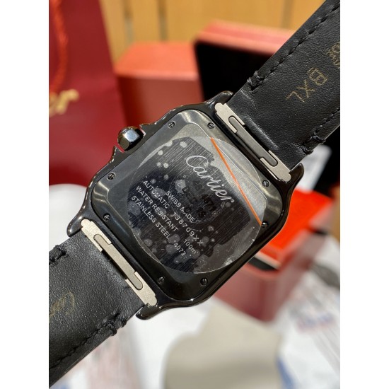 BV 出品-卡地亚SANTOS系列腕表 又添新成员了技术特点:1⃣️镜面:蓝宝石玻璃表镜2⃣️表带:精钢表链、意大利牛皮表带3⃣️表壳:精钢、ADLC碳镀层4⃣️表冠:精钢表冠、镶嵌黑色多切面合 成尖晶石5⃣️表盘:黑色6⃣️尺寸:47.5X39.8X9.38mm7⃣️机芯:进口9019机 BV 出品-卡地亚SANTOS系列腕表 又添新成员了技术特点:1⃣️镜面:蓝宝石玻璃表镜2⃣️表带:精钢表链、意大利牛皮表带3⃣️表壳:精钢、ADLC碳镀层4⃣️表冠:精钢表冠、镶嵌黑色多切面合 成尖晶石5⃣️表盘:黑色6⃣️尺寸:47.5X39.8X9.38mm7⃣️机芯:进口9019机