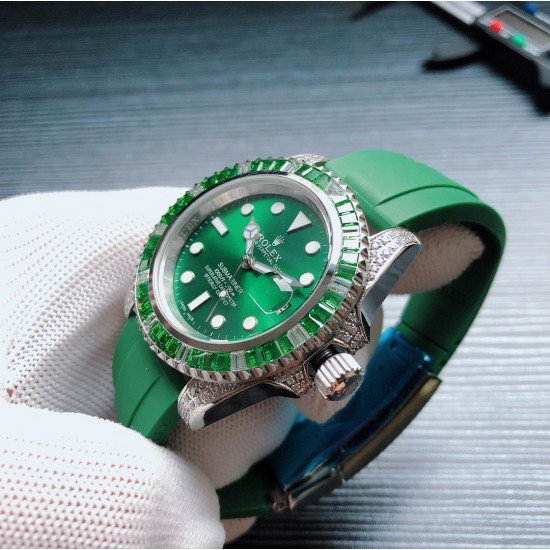 劳力士 ROLEX 水鬼系列 X43 搭配进口机械•40mm•高度强化耐磨玻璃•三珠钢带•保险扣 从来以个性、经典著称的水鬼 披上精镶T钻外衣如超级英雄钢铁侠闪亮登场 独家背景欢迎转图 三杰精致推荐男士机械腕表 SJ为你精心打造超真实实物图拍摄 劳力士 ROLEX 水鬼系列 X43 搭配进口机械•40mm•高度强化耐磨玻璃•三珠钢带•保险扣 从来以个性、经典著称的水鬼 披上精镶T钻外衣如超级英雄钢铁侠闪亮登场 独家背景欢迎转图 三杰精致推荐男士机械腕表 SJ为你精心打造超真实实物图拍摄