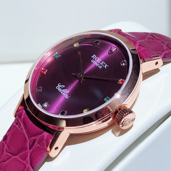 实拍 劳力士2020新品女性腕表 高级腕表ROLEX,一见倾心。劳力士切利尼女款奢华版惊艳上市,表面镶嵌12颗施洛华世奇彩钻,蕴意生命多姿多彩。表盘32尺寸,适配所有女神的手腕。手表搭载进口9015机芯,厚度仅为8毫米,足够薄,让您佩戴更舒适 实拍 劳力士2020新品女性腕表 高级腕表ROLEX,一见倾心。劳力士切利尼女款奢华版惊艳上市,表面镶嵌12颗施洛华世奇彩钻,蕴意生命多姿多彩。表盘32尺寸,适配所有女神的手腕。手表搭载进口9015机芯,厚度仅为8毫米,足够薄,让您佩戴更舒适