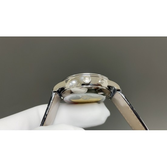 宝珀villeret 经典6654 全新V3升级版来咯从“芯”出发,去繁就简 让属于你的分秒瞬间更加完整! 升级亮点【机芯】1.全新进口Cal.6654机芯 摆幅28800 走时更精准2.升级秒针实心大中轴 同步正品3.烫金立体工艺月相盘4.对版后盖见光比例 宝珀6654 全新V3升级版——你值得拥有! 宝珀villeret 经典6654 全新V3升级版来咯从“芯”出发,去繁就简 让属于你的分秒瞬间更加完整! 升级亮点【机芯】1.全新进口Cal.6654机芯 摆幅28800 走时更精准2.升级秒针实心大中轴 同步正品3.烫金立体工艺月相盘4.对版后盖见光比例 宝珀6654 全新V3升级版——你值得拥有!