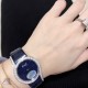 实拍 最新伯爵 限量款 璀璨星夜 Piaget Limelingt Gala腕表腕表以砂金石表盘搭配同款蓝色皮革表带,将璨夜星河定格腕间。以浩瀚苍穹中璀璨渺远的星宿,演绎细腻无穷无尽的爱意!铺镶耀眼美钻 表圈 表耳在伯爵标志性的69型表壳,倍添迷人气质!尺寸:32mm。认准HBBv7商标独家拍摄细节。 实拍 最新伯爵 限量款 璀璨星夜 Piaget Limelingt Gala腕表腕表以砂金石表盘搭配同款蓝色皮革表带,将璨夜星河定格腕间。以浩瀚苍穹中璀璨渺远的星宿,演绎细腻无穷无尽的爱意!铺镶耀眼美钻 表圈 表耳在伯爵标志性的69型表壳,倍添迷人气质!尺寸:32mm。认准HBBv7商标独家拍摄细节。