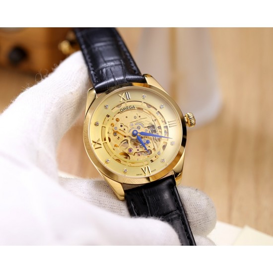 欧米茄-OMEGA2018独家订制新品 全新名典系列镂空男士腕表 GD原版 专注西铁城新机 最大限还原正品 搭载全新两针半镂空西铁城82S5金机 316L精钢表壳 修正优美壳身 压弧表盘 深度防水 可放心游泳 拱形高清通透玻璃（可选蓝宝石玻璃） 精钢表链或意大利小牛皮表带可选[玫瑰][玫瑰][玫瑰]尺寸：39.5/12mm