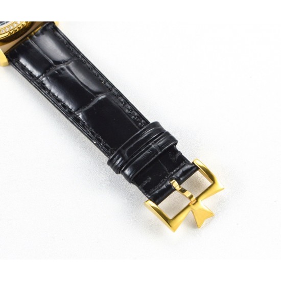 【 VACHERON CONSTANTIN 】江诗丹顿 贵族的艺术品!搭配进口机芯(0返修)台湾厂进口316精钢塑造!字面采用3D油压鱼鳞纹技术,立体感十足,搭配意大利进口小牛皮!耗时6个月打造壳身 堪称完美无缺,尺寸41mm。耐磨防刮蓝宝石双卜玻璃!超强防水50米!江诗丹顿历经风雨一直以来都是销量冠军,独特而奢华的设计风格广受好评,是成功魅力人士的首选,怒荐! 【 VACHERON CONSTANTIN 】江诗丹顿 贵族的艺术品!搭配进口机芯(0返修)台湾厂进口316精钢塑造!字面采用3D油压鱼鳞纹技术,立体感十足,搭配意大利进口小牛皮!耗时6个月打造壳身 堪称完美无缺,尺寸41mm。耐磨防刮蓝宝石双卜玻璃!超强防水50米!江诗丹顿历经风雨一直以来都是销量冠军,独特而奢华的设计风格广受好评,是成功魅力人士的首选,怒荐!