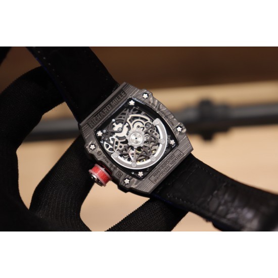 理查德米勒 Richard Mille RM67-02跳高之王冠军款 1:1精准开模 采用100%的(NTPT碳纤维/陶瓷材料)制造 形成表壳上的特殊纹理 搭载原装西铁城全自动机械机芯 摆幅28800 无论壳身大小零散小件也是精心设计 技术成熟并独具动感的线条设计优点 搭配特色尼龙表带 尺寸48X42mm!!! 理查德米勒 Richard Mille RM67-02跳高之王冠军款 1:1精准开模 采用100%的(NTPT碳纤维/陶瓷材料)制造 形成表壳上的特殊纹理 搭载原装西铁城全自动机械机芯 摆幅28800 无论壳身大小零散小件也是精心设计 技术成熟并独具动感的线条设计优点 搭配特色尼龙表带 尺寸48X42mm!!!