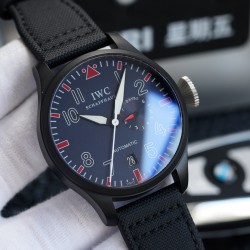 新款！技术引领时尚 万国典范 大飞新品 IWC 概念表特别版 【表壳】腕表数据46mm.与原装一致，采用高科技强化316精钢【字面】采用飞机引擎形状.菱角切工形状工序、上下不同版层配合十分艰难，在精湛技艺和强大的耐心，使之显现凸出的立体感。【表镜】蓝宝石水晶玻璃表镜，双面蓝色高透镀膜。工艺吻合原装，通透度直逼正品。新款必属精品 敬请各路表友品鉴 ⚠️请认准独家品质