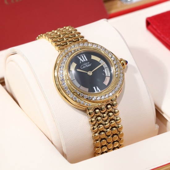 卡家时光流转系列经典中古表 真香警告⚠️Cartier小旋风 最热门的Vintage✔️小旋风的外壳,三圈圆圈绻缱交缠,演绎人生真挚情感。精致闪耀,华丽璀璨,,美到炸裂直径32mm,原装瑞士机芯,蓝宝石防刮镜面,有镀白金款和镀黄金,镀玫瑰金材质(白金为真白金材质,玫瑰金和黄金均为唛金电镀),美不胜收‼️女神必备中古腕表,韵味十足,上手超级奈斯 卡家时光流转系列经典中古表 真香警告⚠️Cartier小旋风 最热门的Vintage✔️小旋风的外壳,三圈圆圈绻缱交缠,演绎人生真挚情感。精致闪耀,华丽璀璨,,美到炸裂直径32mm,原装瑞士机芯,蓝宝石防刮镜面,有镀白金款和镀黄金,镀玫瑰金材质(白金为真白金材质,玫瑰金和黄金均为唛金电镀),美不胜收‼️女神必备中古腕表,韵味十足,上手超级奈斯