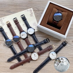 浪琴 Longines 精品男士腕表，四针分离搭载月相设计，技艺精湛，独具匠心，尊贵大气，绅士风范。采用全自动机械机芯，顶级316精钢表壳，进口小牛皮表带，矿物质超强镜面，尺寸42-13