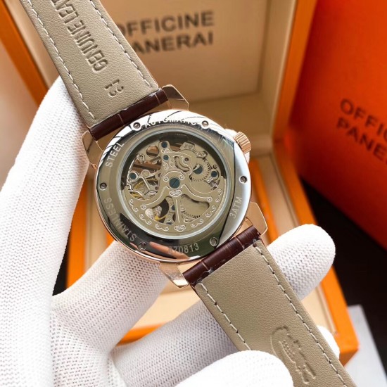 江诗丹顿-Vacheron Constantin ‼️精品男士腕表,劲爆镂空设计,技艺精湛,独具匠心,尊贵大气,绅士风范。采用全自动机械机芯,顶级316精钢表壳表带,矿物质超强镜面,尺寸43-13 江诗丹顿-Vacheron Constantin ‼️精品男士腕表,劲爆镂空设计,技艺精湛,独具匠心,尊贵大气,绅士风范。采用全自动机械机芯,顶级316精钢表壳表带,矿物质超强镜面,尺寸43-13