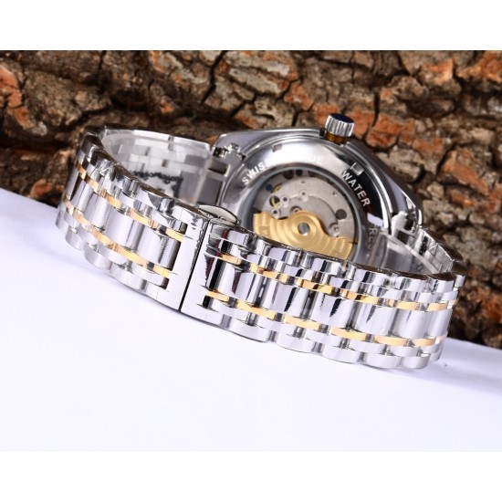 实物拍摄品牌：劳力士-ROLEX 类型：[酷]男士腕表表壳：316精钢（做工优质）表带：优质316精钢（两种可选）机芯：高级定制全自动机械机芯（走时稳定）玻璃：高级强化镀膜镜面尺寸：直径40mm，厚度12mm
