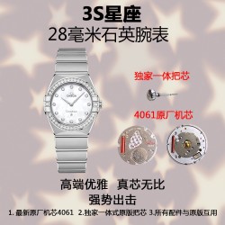 到货！3s最新力作:28mm星座石英腕表       (1)搭载原厂4061机芯(独特红色欧米茄标识，镀铑零件及螺旋式打磨处理)(2)由上一代星座不断改进，新一代星座表壳与托爪的吻合度.圈口罗马刻度做法及底盖天文台的还原度媲美原版.致敬原版！(3)市场独家一体原版把心！表带与壳的面砂色打磨细腻效果跟原版一致！还有4061机芯加持，真正意义上给它个专柜，这就是原版！