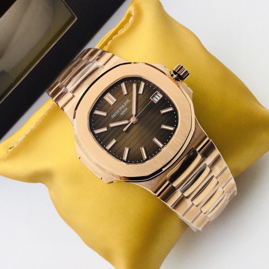 【PFF Factory新势力 新力作】V4最高升级版本 最高复刻 百达.翡丽PATEK PHILIPPE 优雅运动系列5711/1A鹦鹉螺!PFF震撼出品!钢表之王!1⃣️【机芯】全网最佳解毒方案,搭配百达.翡丽9015机改Cal.324自动上链一体机芯!精准稳定!2⃣️【表带】定制级人体工程学表带,钢带中珠是钻石型的,与正品相结合。3⃣️【尺寸】表壳尺寸40毫米,厚度仅9.0毫米,也与原装最接近。【PFF Factory】匠心之作 欢迎您的品鉴! 【PFF Factory新势力 新力作】V4最高升级版本 最高复刻 百达.翡丽PATEK PHILIPPE 优雅运动系列5711/1A鹦鹉螺!PFF震撼出品!钢表之王!1⃣️【机芯】全网最佳解毒方案,搭配百达.翡丽9015机改Cal.324自动上链一体机芯!精准稳定!2⃣️【表带】定制级人体工程学表带,钢带中珠是钻石型的,与正品相结合。3⃣️【尺寸】表壳尺寸40毫米,厚度仅9.0毫米,也与原装最接近。【PFF Factory】匠心之作 欢迎您的品鉴!