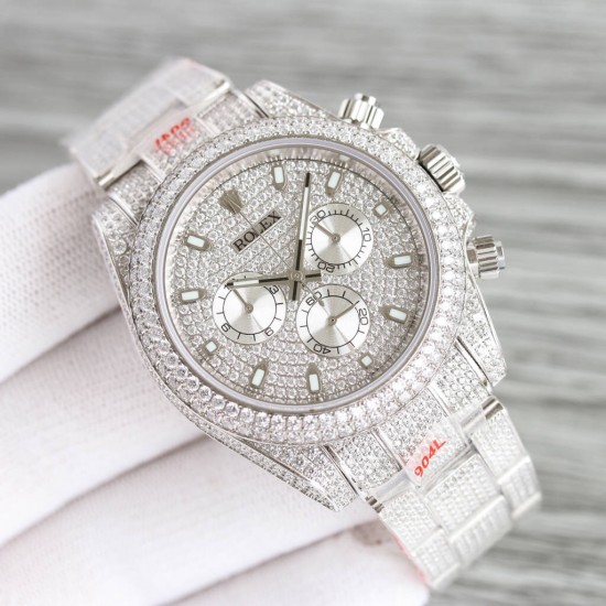 少量到货!新款 劳力士 ROLEX 宇宙计时型迪通拿满天星40系列——904精钢密镶钻款 1⃣️整表密集镶满顶级的施华洛世奇美钻,秒杀其它现有版本的细节和做工!2⃣️厚度13.5mm,采用7750机芯,一档调时,中间不再有日历空档,计时功能一切正常使用!3⃣️超级904钢材质,蓝宝石镜面!4⃣️每条表带和侧边也是镶满钻,真正做到表带镶满无边的工艺!游戏 每个细节都做到了极致!欢迎品鉴! 少量到货!新款 劳力士 ROLEX 宇宙计时型迪通拿满天星40系列——904精钢密镶钻款 1⃣️整表密集镶满顶级的施华洛世奇美钻,秒杀其它现有版本的细节和做工!2⃣️厚度13.5mm,采用7750机芯,一档调时,中间不再有日历空档,计时功能一切正常使用!3⃣️超级904钢材质,蓝宝石镜面!4⃣️每条表带和侧边也是镶满钻,真正做到表带镶满无边的工艺!游戏 每个细节都做到了极致!欢迎品鉴!