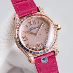 萧邦新款chopard Happy Sport系列之彩钻腕表，以精钢搭配钻石，凝固刹那时刻，绽放隽永气质！精彩细节：1⃣️搭载与众不同的珍珠贝母字面，纹理和放射出来的光晕实属完美。2⃣️表盘搭配7颗快乐彩钻，采用施华洛世奇水晶，颗颗饱满闪烁！每一个颗的底座都是精雕细琢，以求实现正品钻珠那一致的旋转运动的效果！3⃣️壳套316L精钢表壳两侧均镶嵌顶级施华洛世奇水晶，颗颗火彩熠熠，色泽白净透亮4⃣️搭配海鸥2892机芯机械！AN Factory精品之作 时间总让人惊喜不断 您绝对值得拥有！欢迎您的品鉴！