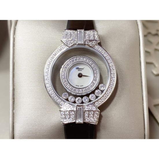 实拍 (蝴蝶结)chopard-happy Sport 萧邦HAPPY DIAMONDS系列快乐钻 腕表蓝宝石玻璃镜面 原厂瑞士石英机芯 镜面内自由滑动快乐钻 钻石围绕表盘回旋起舞 制作精巧双层透明跳跃时尚的设计风格,完美女性的前卫、大方、秀气的特质,内、外蓝宝石玻璃 ,微型按调EAT瑞士石英机,表壳直径约28mm 实拍 (蝴蝶结)chopard-happy Sport 萧邦HAPPY DIAMONDS系列快乐钻 腕表蓝宝石玻璃镜面 原厂瑞士石英机芯 镜面内自由滑动快乐钻 钻石围绕表盘回旋起舞 制作精巧双层透明跳跃时尚的设计风格,完美女性的前卫、大方、秀气的特质,内、外蓝宝石玻璃 ,微型按调EAT瑞士石英机,表壳直径约28mm