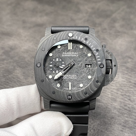 PANERAI沛纳海SUBMERSIBLE系列自动机械潜水腕表 PAM00979 PAM979 VS979 979 CARBOTECH碳纤维表壳 潜水倒计时表圈 蓝宝石镜面 保险护桥表冠 描绘有意大利海军蛙人突击队员的图像钛合金PVD黑底盖 碳纤维表盘 超强双色夜光 分针和表圈夜光点蓝色夜光用于潜水氧气倒计时 P.9010机芯 时针快调 可逆调日历 潜水伸缩橡胶表带 钛合金PVD黑针扣 直径47mm VS厂出品,出货实拍 PANERAI沛纳海SUBMERSIBLE系列自动机械潜水腕表 PAM00979 PAM979 VS979 979 CARBOTECH碳纤维表壳 潜水倒计时表圈 蓝宝石镜面 保险护桥表冠 描绘有意大利海军蛙人突击队员的图像钛合金PVD黑底盖 碳纤维表盘 超强双色夜光 分针和表圈夜光点蓝色夜光用于潜水氧气倒计时 P.9010机芯 时针快调 可逆调日历 潜水伸缩橡胶表带 钛合金PVD黑针扣 直径47mm VS厂出品,出货实拍