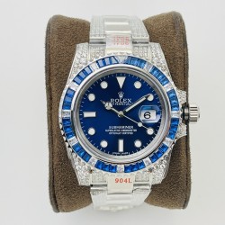 【VRS Factory2022墙裂推荐 市场最高版本】奢华大作，劳力士Rolex SUB潜航者后镶钻定制版！是奢华闪耀与永不退色的融合，更是经典潮流的不二之选！1⃣️【表壳】直径40MM。每一颗钻石/彩宝均来自奥地利（施华洛世奇原产地）经过严格的筛选，确保颜色，大小，火彩统一，专业珠宝镶嵌师精心镶嵌。2⃣️【表带】跟官网同步，904L蚝式钢完美还原坚固耐用的优良血统，效果可媲美原装。3⃣️【机芯】采用复刻界的机芯之王——搭配3135自动上旋机芯。VRS Factory匠心力作 敬请各路表友品鉴！