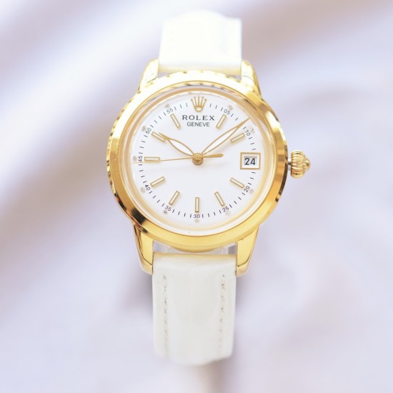 爆款推荐演绎百变女神,年度最佳女款 劳力士新款ROLEX 时尚女表 简约三针 夜时超强夜光独特3⃣️字位日历 1⃣️团队历时9个月精心设计,敢为人先,力求完美,突破多层技术瓶颈 2️⃣ 市场独家最新锅盖玻璃材质,超强的3D立体感,超薄工艺,直径35mm3️⃣款式采用原装9015机芯(非国产),每小时振频28800次,零返修质量✅4️⃣款式搭配意大利牛皮让手腕更贴合舒适! 爆款推荐演绎百变女神,年度最佳女款 劳力士新款ROLEX 时尚女表 简约三针 夜时超强夜光独特3⃣️字位日历 1⃣️团队历时9个月精心设计,敢为人先,力求完美,突破多层技术瓶颈 2️⃣ 市场独家最新锅盖玻璃材质,超强的3D立体感,超薄工艺,直径35mm3️⃣款式采用原装9015机芯(非国产),每小时振频28800次,零返修质量✅4️⃣款式搭配意大利牛皮让手腕更贴合舒适!