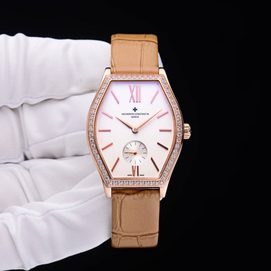 实拍 江诗丹顿-Vacheron Constantin 作为世界上历史悠久的钟表制造商从未停止生产,秉承悉力以赴,精益求精的品牌座右铭,其中有一款-Malte系列25530/000R-9742,经典酒桶型婉表,防磨水晶镜面,内部经反光处理,配置瑞士原装石英机芯,尺寸28.40*38.67毫米,厚度7.28毫米。表壳电镀18K白金/玫瑰金,表带有布绢带,牛皮带两种选择,针扣配带.市面最高版本,你值得拥有 实拍 江诗丹顿-Vacheron Constantin 作为世界上历史悠久的钟表制造商从未停止生产,秉承悉力以赴,精益求精的品牌座右铭,其中有一款-Malte系列25530/000R-9742,经典酒桶型婉表,防磨水晶镜面,内部经反光处理,配置瑞士原装石英机芯,尺寸28.40*38.67毫米,厚度7.28毫米。表壳电镀18K白金/玫瑰金,表带有布绢带,牛皮带两种选择,针扣配带.市面最高版本,你值得拥有