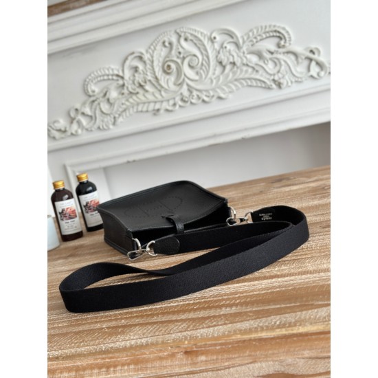 Mini Eveline~Eveline semi handmade+wax thread self matching shoulder strap+TC cowhide Mini Eveline~Eveline semi handmade+wax thread self matching shoulder strap+TC cowhide