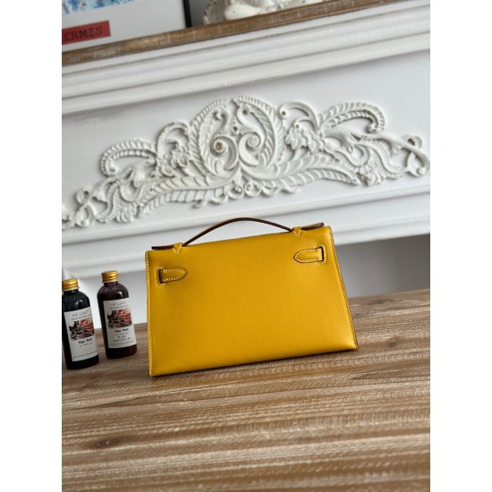 Kelly imported Epsom leather semi handmade hand sewn wax thread Kelly imported Epsom leather semi handmade hand sewn wax thread