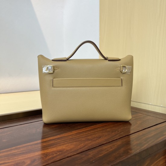 Kelly2424mini