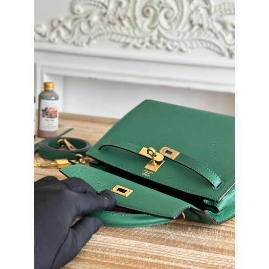 Kelly imported Epsom leather semi handmade hand sewn wax thread Kelly imported Epsom leather semi handmade hand sewn wax thread