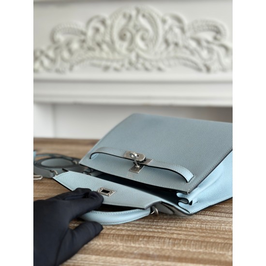 Kelly imported Epsom leather semi handmade hand sewn wax thread Kelly imported Epsom leather semi handmade hand sewn wax thread