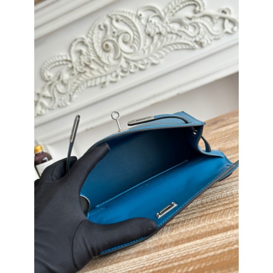 Kelly imported Epsom leather semi handmade hand sewn wax thread Kelly imported Epsom leather semi handmade hand sewn wax thread