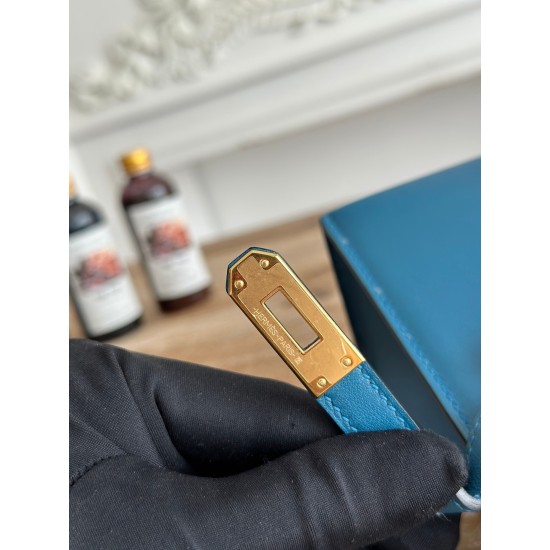 Kelly imported Epsom leather semi handmade hand sewn wax thread Kelly imported Epsom leather semi handmade hand sewn wax thread