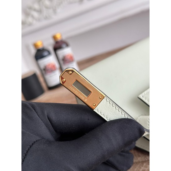 Kelly imported Epsom leather semi handmade hand sewn wax thread Kelly imported Epsom leather semi handmade hand sewn wax thread