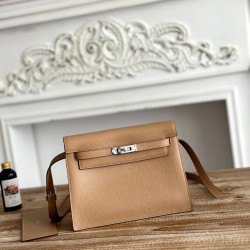 Kelly Dance Bag Evercolor calf leather