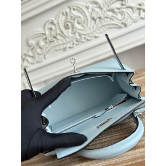 Kelly imported Epsom leather semi handmade hand sewn wax thread Kelly imported Epsom leather semi handmade hand sewn wax thread