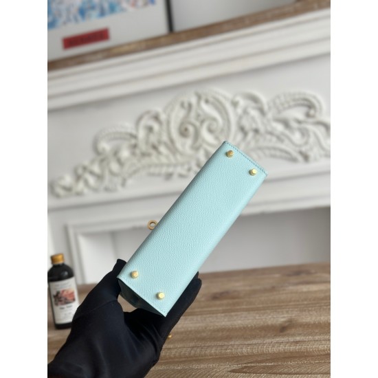Kylie II Mini