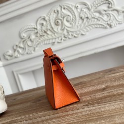 Kelly Mini 1